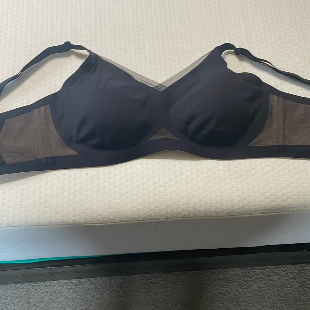Honeylove CrossOver 1X bra like new condition black